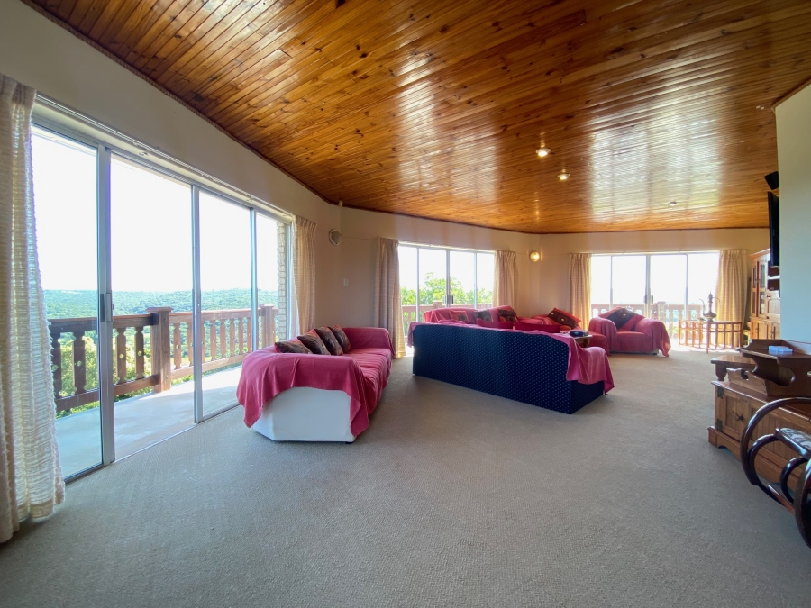 5 Bedroom Property for Sale in Cintsa East Eastern Cape